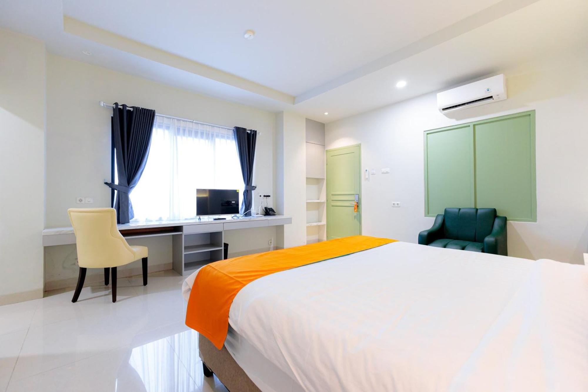Sans Hotel 88 Andalan Surabaya By Reddoorz Экстерьер фото